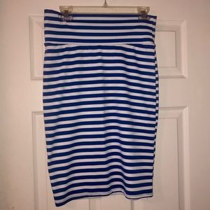 ‼️ SALE ‼️ Like New LuLaRoe Cassie Skirt